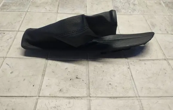 BMW 1 E81 E87 Handbrake trim 7125109 13599911
