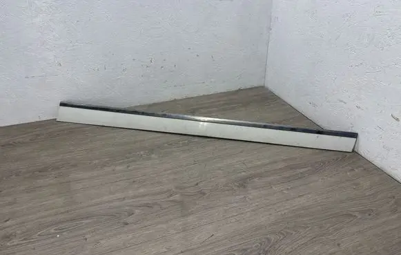 Audi A6 S6 C6 4F Front door trim (molding) 4F0853960J