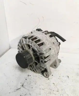 Peugeot 5008 Generator/alternator 9664779680 2605547A TG15C135