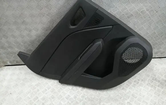 Renault Captur II Rear door card panel trim 829A18015R 1010980