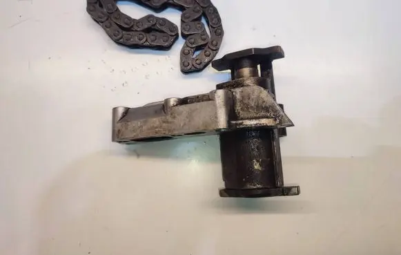Audi A4 S4 B5 8D Camshaft vanos timing valve 058109217 78 109 120