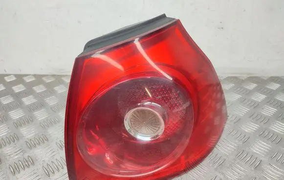 Volkswagen Golf V Rear/tail lights 1K6945096AC