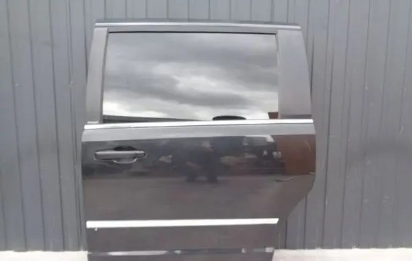 Chrysler Voyager Side sliding door 