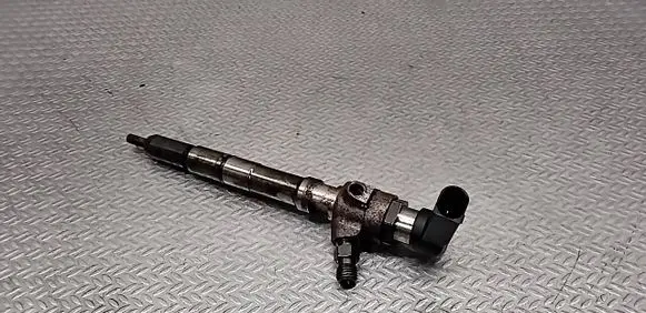 Skoda Superb B6 (3T) Fuel injector 03L130277B