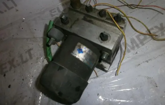 Mazda Xedos 6 ABS Pump GA2G437A0 NERA