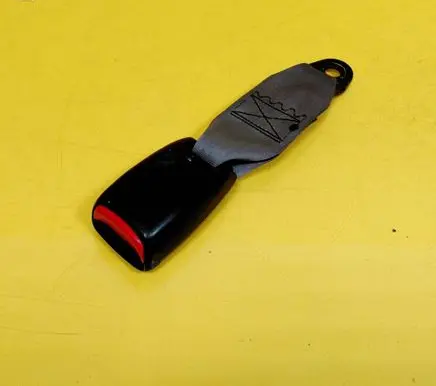Suzuki Jimny Rear seatbelt buckle 