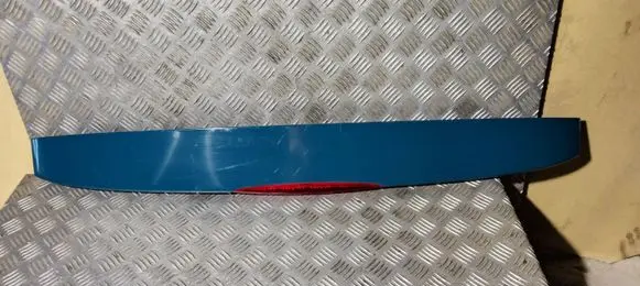 Tailgate/trunk spoiler