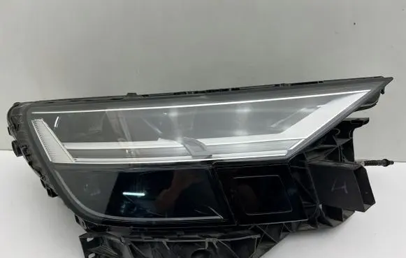 Audi Q8 Headlight/headlamp 4M84941034