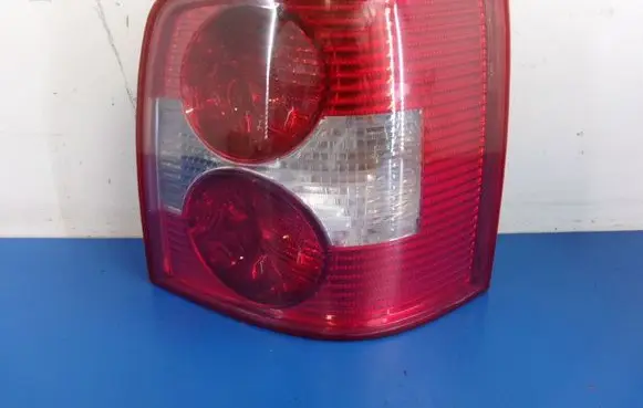 Volkswagen PASSAT B5.5 Rear/tail lights
