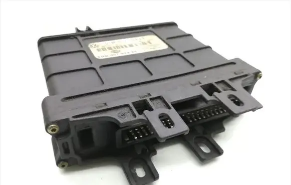 Volkswagen Golf IV Gearbox control unit/module 01M927733LT 5DG007923