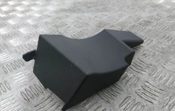 Audi Q3 F3 Centre console side trim rear 83F863052