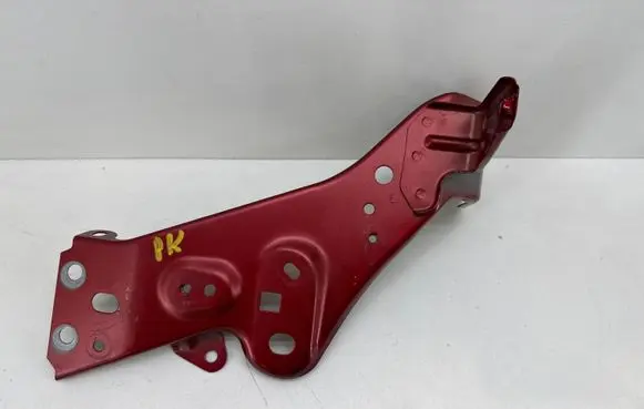 Mazda MX-30 Fender mounting bracket