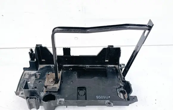 Buick Encore I Battery tray 42334926 42401013