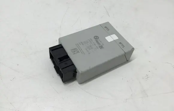 BMW 7 G11 G12 Steering rack control module 6881834