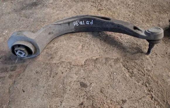 Audi A4 S4 B8 8K Front lower control arm/wishbone 8K0407696