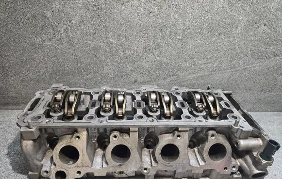 Volkswagen Golf VI Engine head 03F103373D