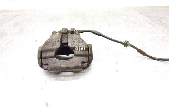 Volkswagen Transporter - Caravelle T5 Front brake caliper 7H0105J