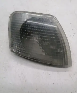 Volkswagen PASSAT B5 Front indicator light 3B0953050C