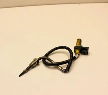 Audi A4 S4 B9 8W Oil temperature sensor 059906088CN