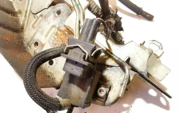 Toyota Auris 150 Turbo solenoid valve 258600r010 72828606