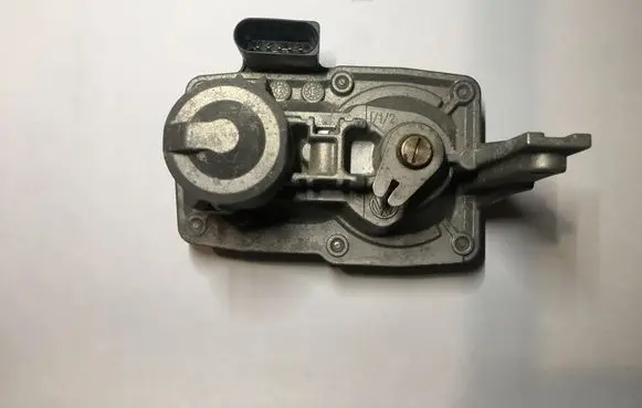 Skoda Octavia Mk3 (5E) Intake manifold valve actuator/motor 5Q0253691F