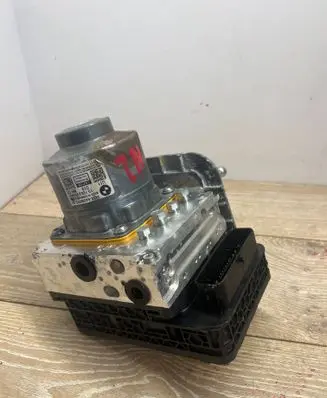 BMW 7 G70 ABS Pump 5A8B0F0