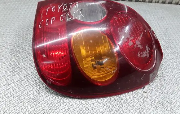 Toyota Corolla E110 Rear/tail lights 22076587