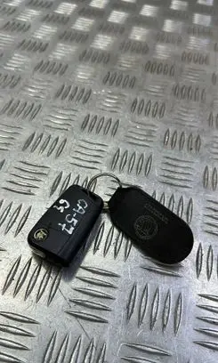 Skoda Octavia Mk3 (5E) Ignition key/card 