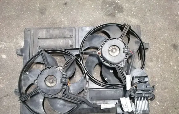 Jaguar X-Type Fan set 4X438T000CC