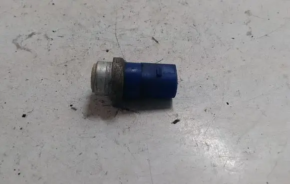 Coolant temperature sensor