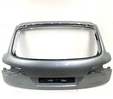 Audi Q7 4L Tailgate/trunk/boot lid 4L0827023