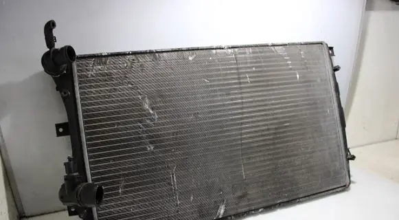 Coolant radiator