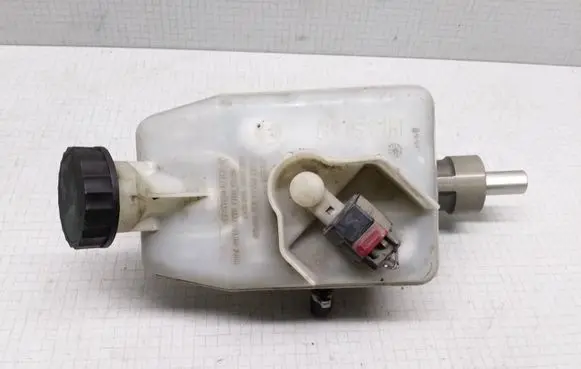 Ford Transit Master brake cylinder 221313