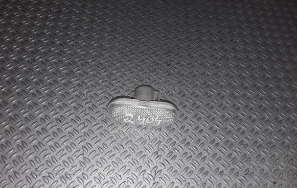 Dacia Logan Pick-Up Front fender indicator light