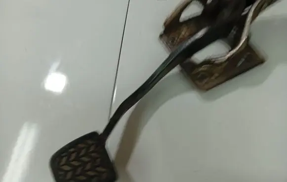 Toyota Corolla Verso AR10 Clutch pedal 