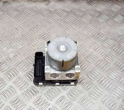 Volkswagen Tiguan ABS Pump 10022019194 10091743153