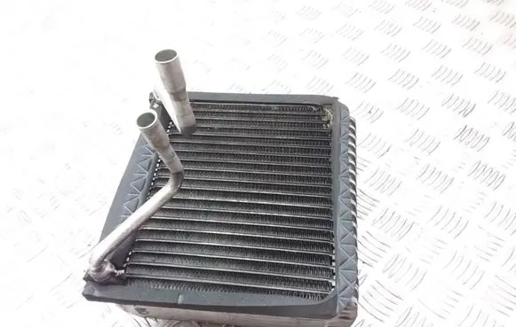 Ford Mondeo Mk III Air conditioning (A/C) radiator (interior) 