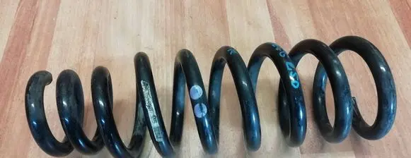 Volkswagen Touareg I Front coil spring 7L6411105Q