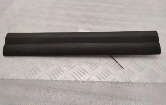 BMW 2 F46 Front sill trim cover 7298839