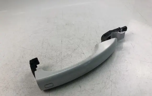Audi A5 8T 8F Front door exterior handle 8T0837205A