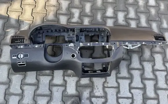 Mercedes-Benz S W221 Dashboard A2216800687