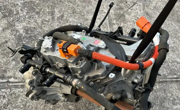 Peugeot 2008 II Electric car motor ZKX 9841727380 9834627280