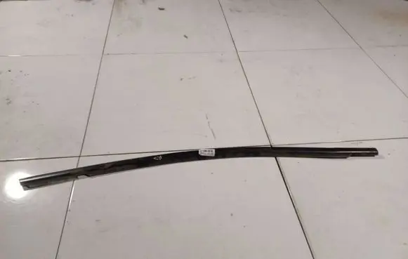 Fiat Croma Front door glass trim molding 