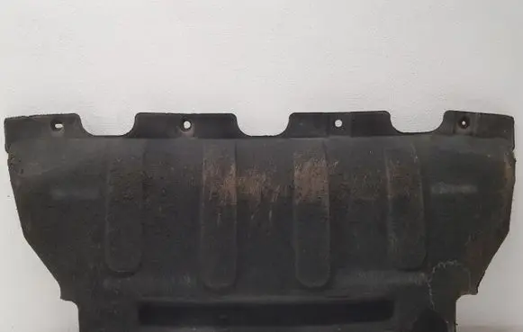 Jeep Grand Cherokee Engine splash shield/under tray 68037063