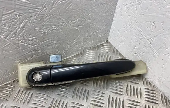 Hyundai Tucson JM Front door exterior handle