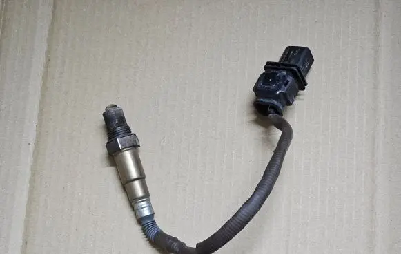 Mercedes-Benz GL X166 Lambda probe sensor 0095425518 A0095425518 1928404682