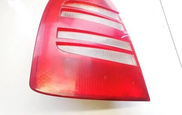 Skoda Superb B5 (3U) Rear/tail lights 3U5945095A 3U5945111