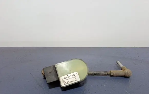 Audi A8 S8 D3 4E Headlight ballast module Xenon 4E0941286G