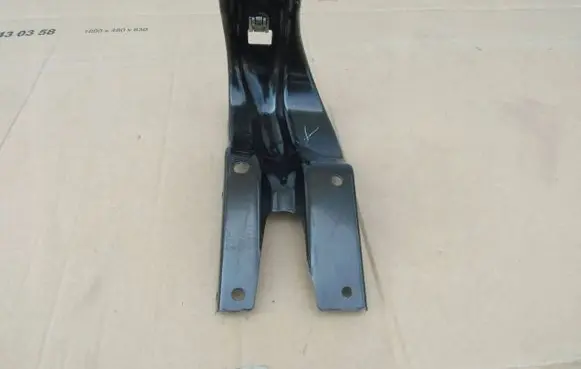 Mercedes-Benz SLK R172 Radiator mount bracket A1726260431