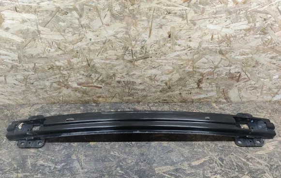 Hyundai i30 Front bumper cross member